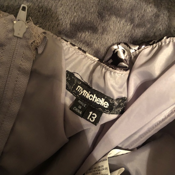 Formal dress - Picture 2 of 2